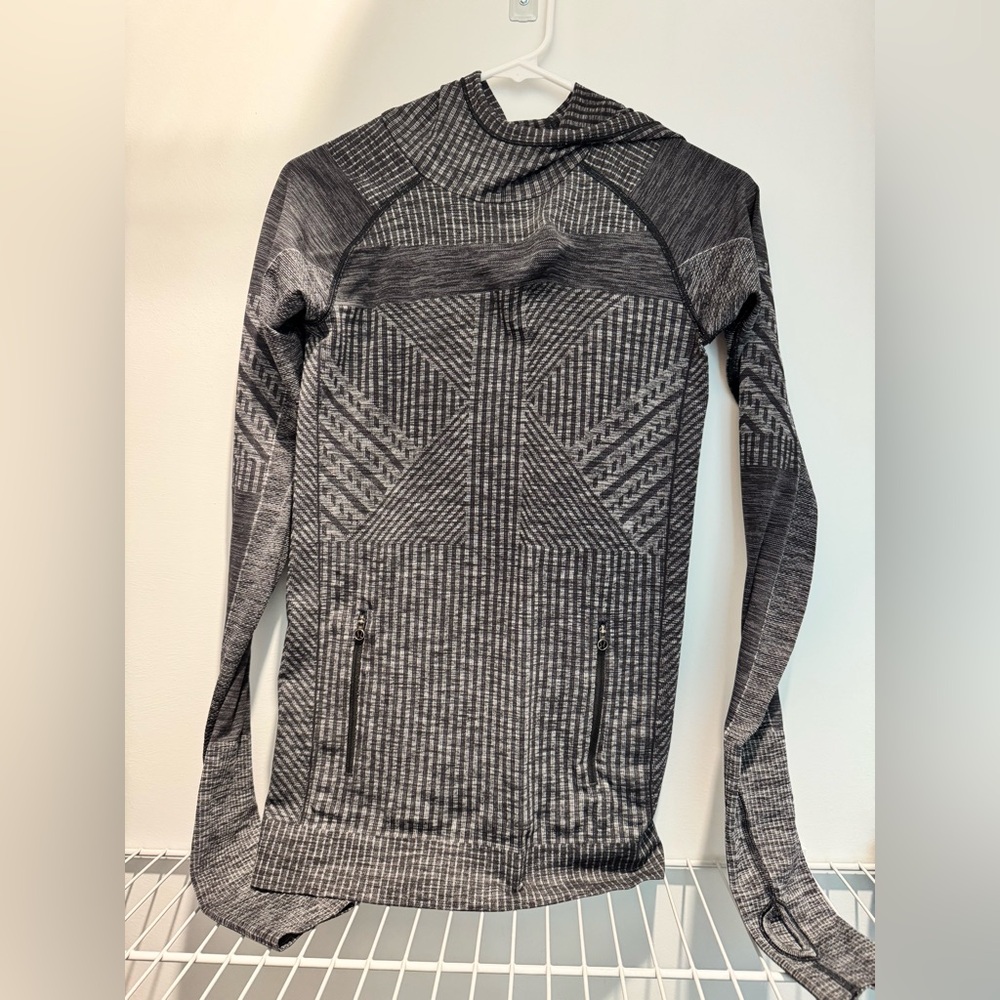 Black hooded long sleeve lululemon